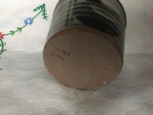 Signed studio pottery small - pottery,