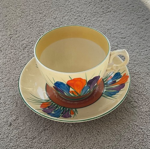 Lovely original clarice cliff - original,