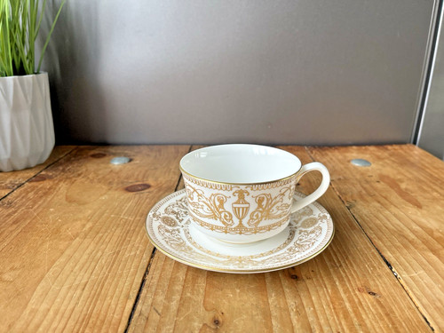 Vintage royal worcester hyde - royal,