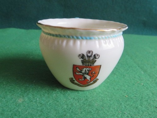 Goss crested china small - china,